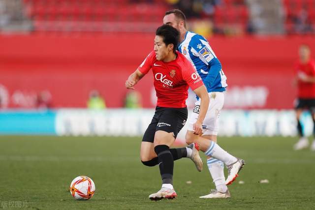 特朗普在联合国大会上呼吁孤立伊朗，伊朗代表迅速离席